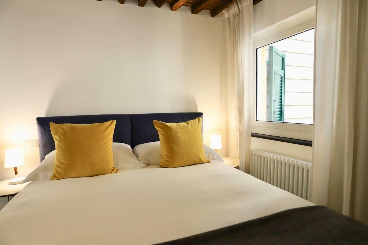 San Lorenzo Small Apartment Genova Exterior foto