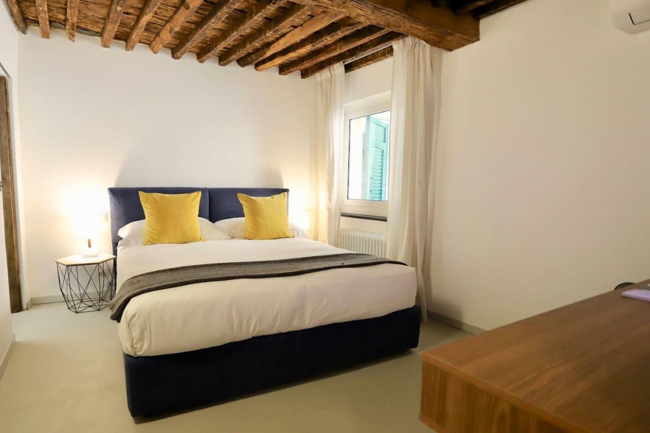 San Lorenzo Small Apartment Genova Exterior foto