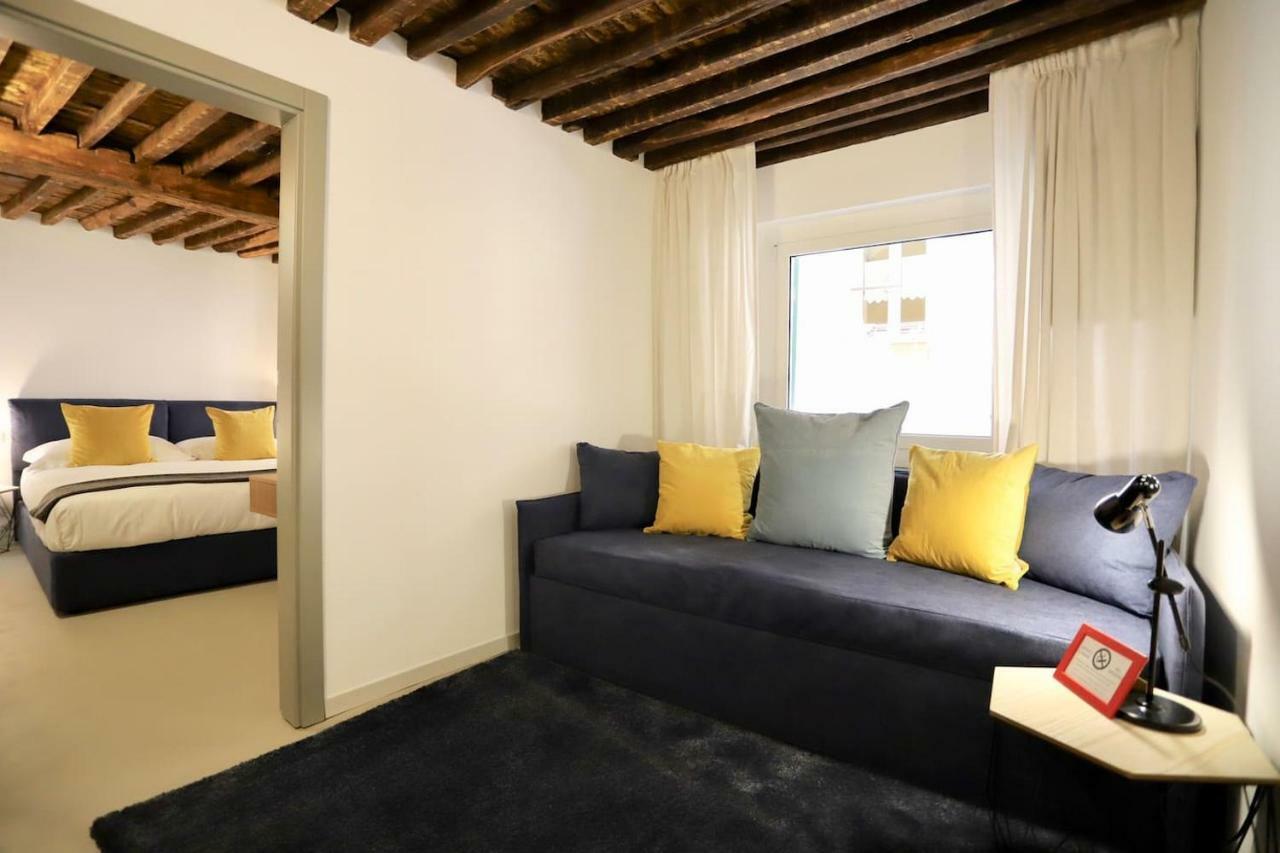 San Lorenzo Small Apartment Genova Exterior foto